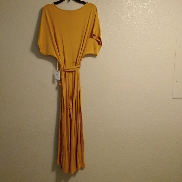 Forever 21 Dress - Picture 3 of 3